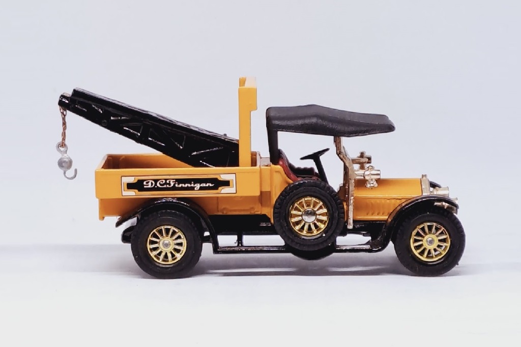 AC127; Finnigan Motors; 1918 Crossley Lorry